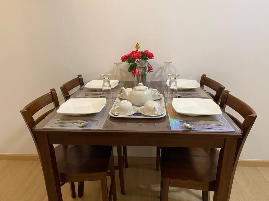 Apartment Dsara Sentral Mrt With Two Free Parking Sungai Buloh